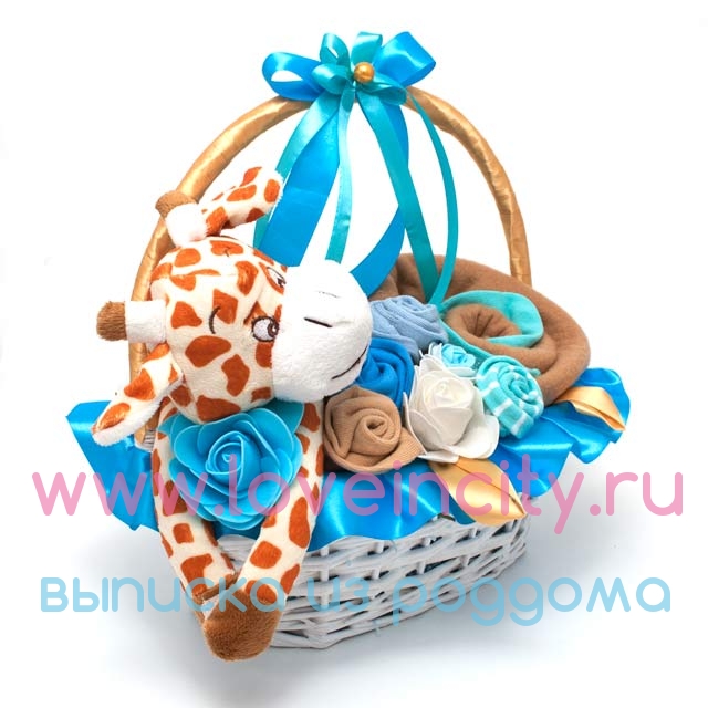 фото Необычная корзиночка с подарками для малыша &quot;Жирафик&quot;